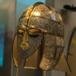 Знаменитый шлем из Саттон-Ху может быть ключом к разгадке того, что ранние англосаксы сражались в качестве наемников с Византийской империей, предполагает исследование
