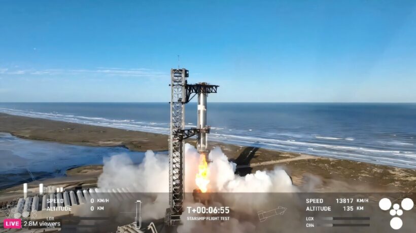 SpaceX снова запускает ракету Starship, но верхняя ступень взрывается