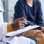 Диагностическая дилемма: после операции 17-летний подросток мог говорить только на иностранном языке