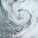 Новый искусственный интеллект предсказывает погоду лучше, чем суперкомпьютеры, и потребляет в 1000 раз меньше энергии