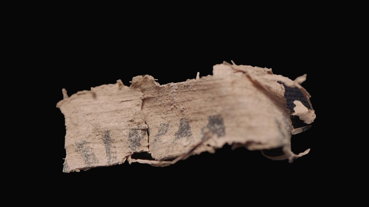 2 200-летняя загадочная пирамида, наполненная монетами и оружием, найдена у Мертвого моря