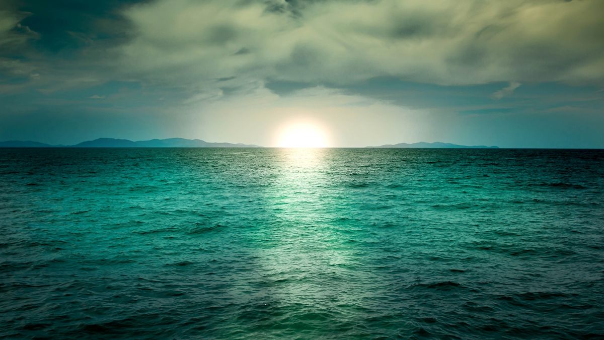 Океаны Земли когда-то были зелеными, а однажды могут стать фиолетовыми, говорят ученые