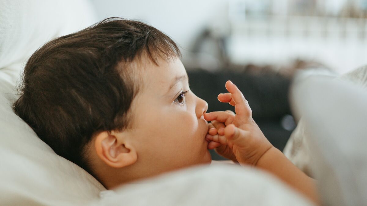 Синдром Леша-Нихана: генетическая загадка с тяжелыми последствиями