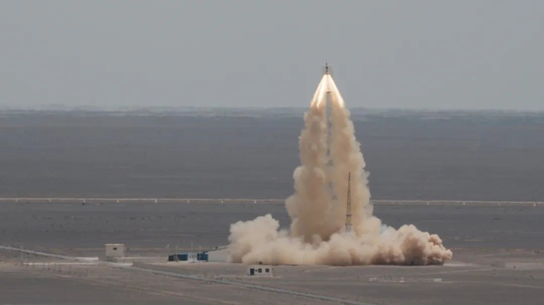 Китай ускоряет разработку технологий для лунной гонки с NASA