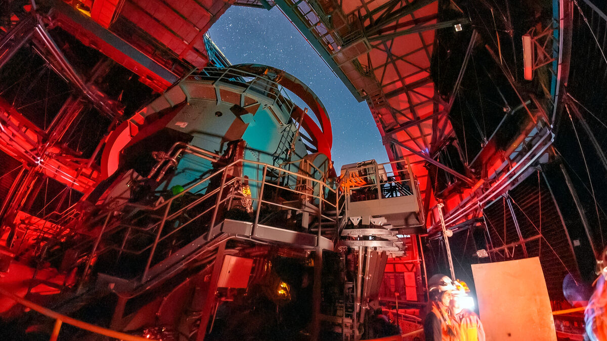 Первые снимки обсерватории Веры Рубин: Охота за темной материей началась