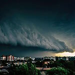 Климат на Грани Хаоса: Усиление Аномалий и Противоречивые Прогнозы на Ближайшее Десятилетие