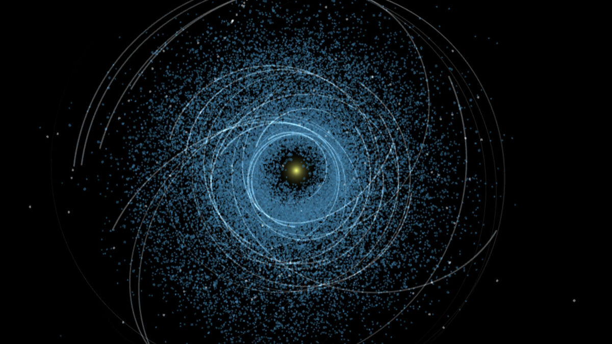 «День астероида-2025: как следить за космическими гостями в прямом эфире