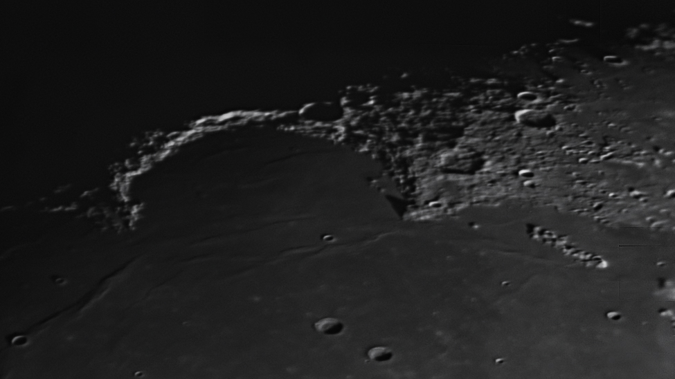 Золотая Рукоять Луны: Ловим Мимолетное Сияние в Июле