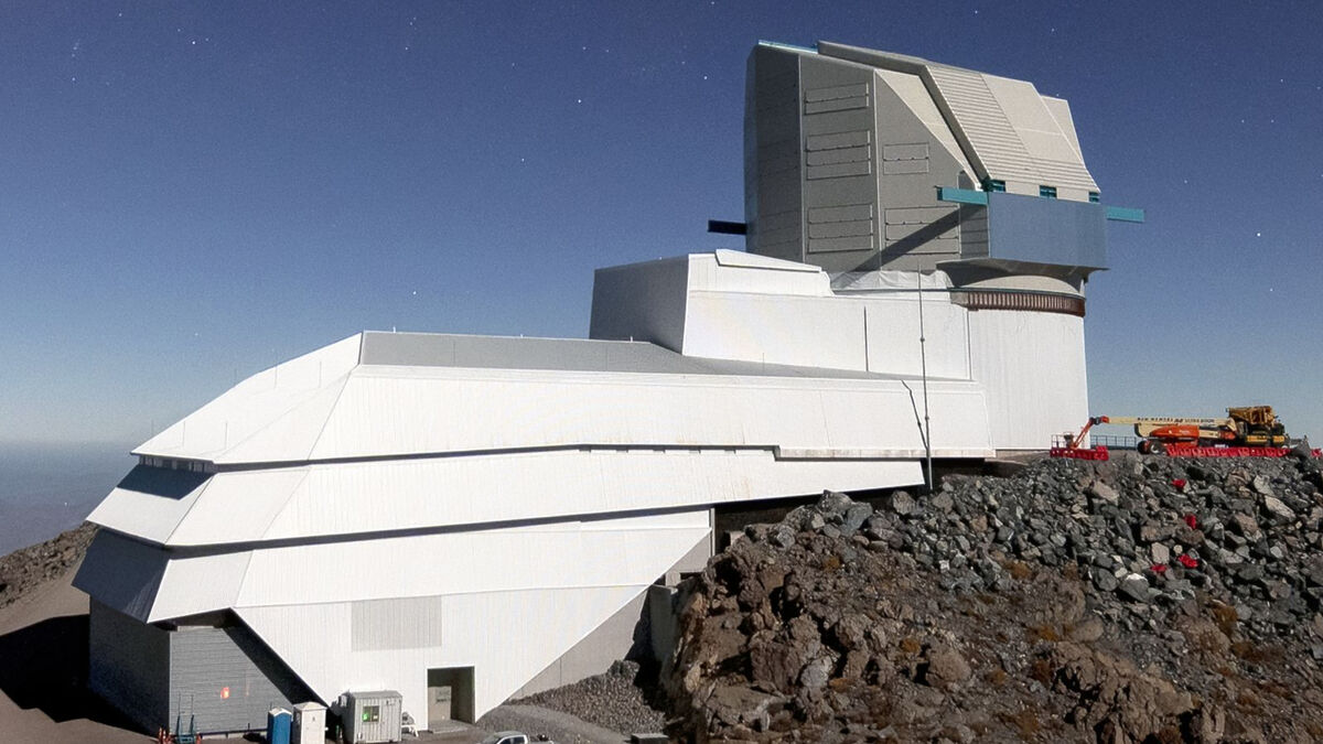 Наследие Веры Рубин: Как Новая Обсерватория Раскрывает Тайны Тёмной Материи