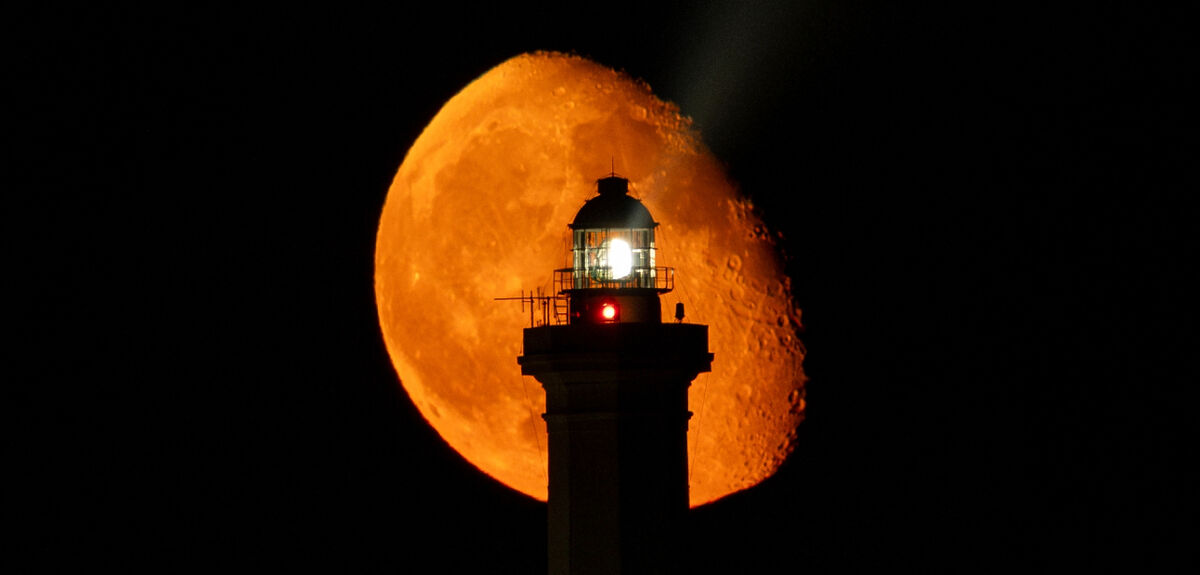 Лунное путешествие в августе: от Тихо до земного сияния