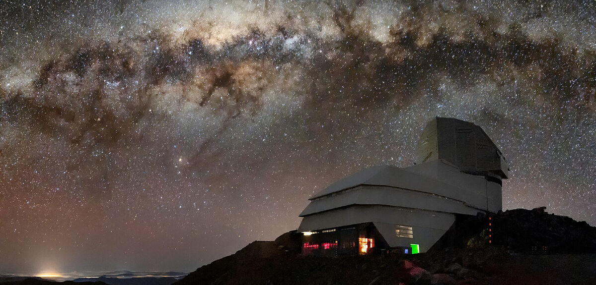 Световое загрязнение: как искусственный свет лишает нас звездного неба