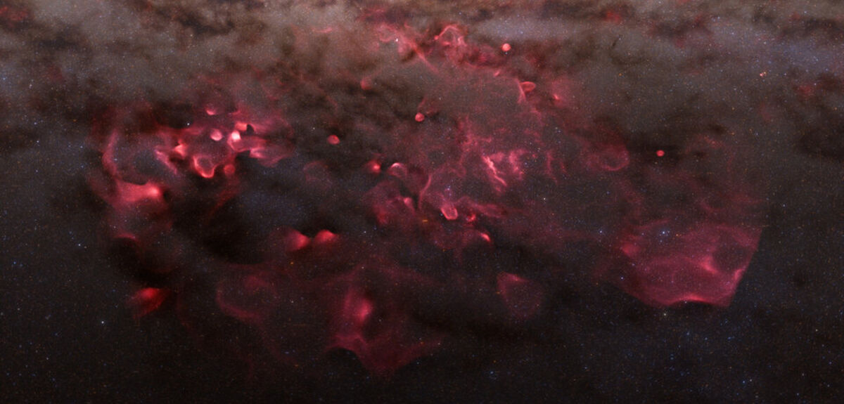 Галактическая карта рождения звёзд: 3D-путешествие сквозь пыль Млечного Пути