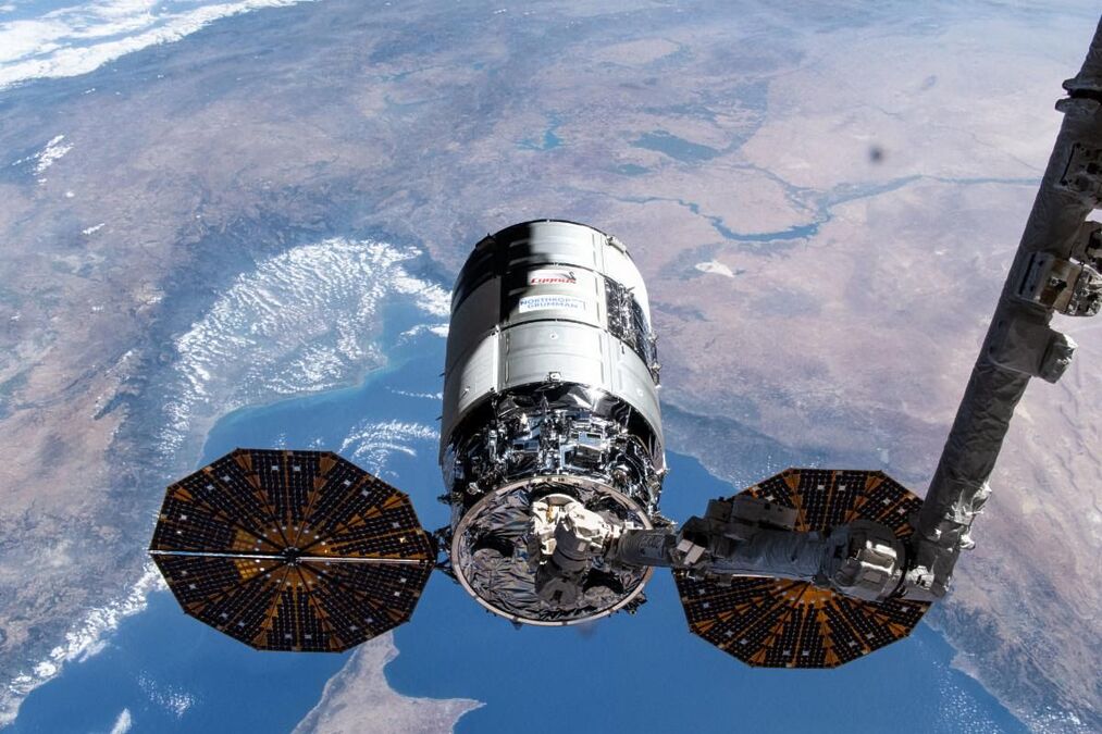 Первый полет грузового корабля Cygnus XL к МКС: SpaceX запускает миссию NG-23