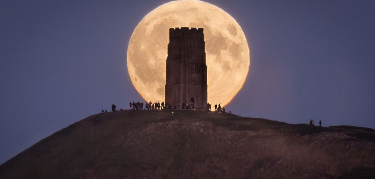 Урожайная Суперлуна осветит октябрьское небо: как и когда наблюдать уникальное зрелище