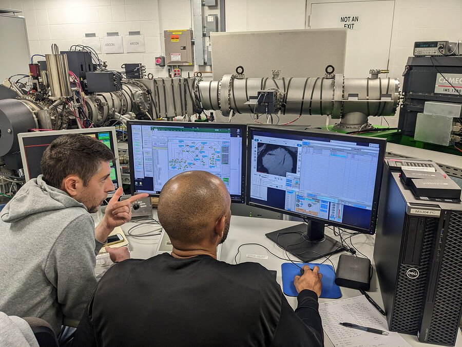 Уникальные находки: Изотопы серы Луны могут рассказать о ее происхождении