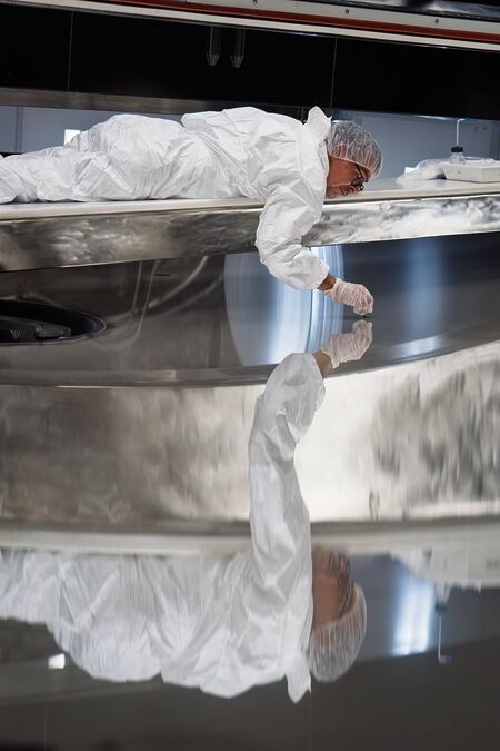 Безупречное зеркало: как в чилийской пустыне поддерживают зоркость гигантского телескопа