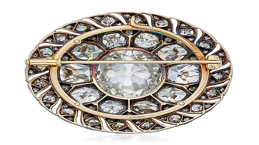 Брошь Наполеона с поля битвы при Ватерлоо продана за рекордные $4,4 миллиона