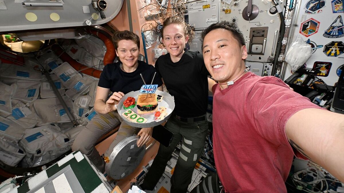 Забастовка правительства не мешает астронавтам NASA работать в космосе