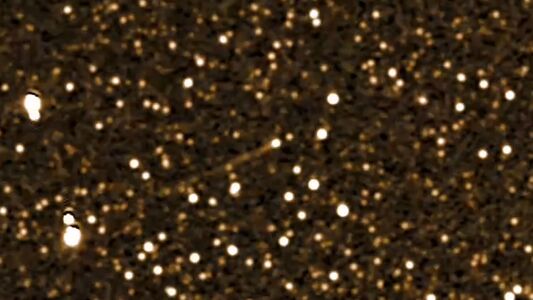 Загадка Ночи: Комета SWAN и её Путешествие по Небу