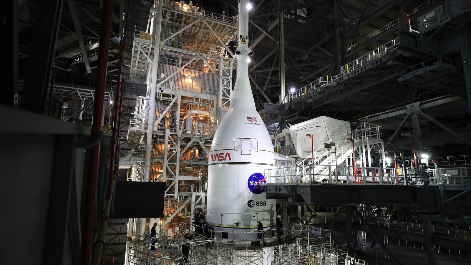 Артемида под угрозой: Как США рискуют утратить лидерство в космосе