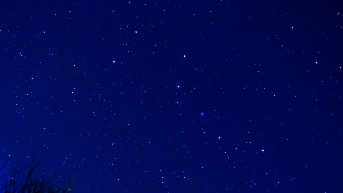 Небо мегаполиса: Как увидеть звёзды в городе, залитом светом