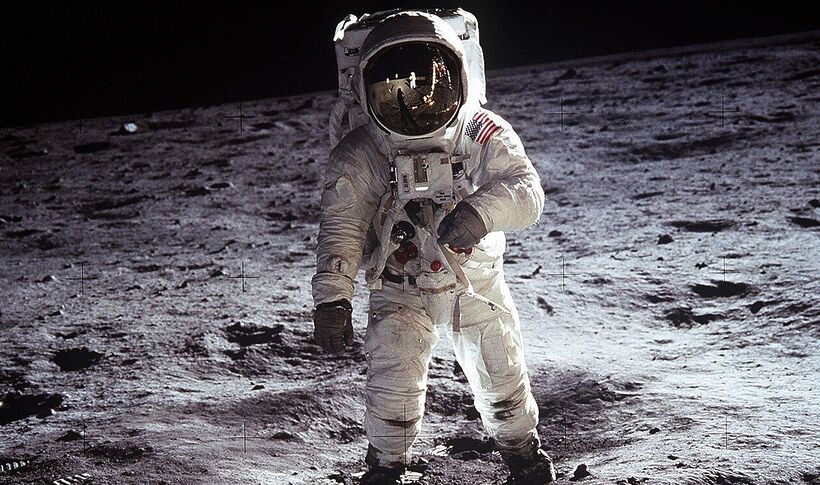 Оригинал или миф? Куда исчезли плёнки с высадкой на Луну