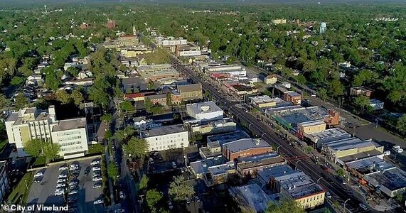 Таинственный гул по ночам: как стройка дата-центров лишает американцев покоя