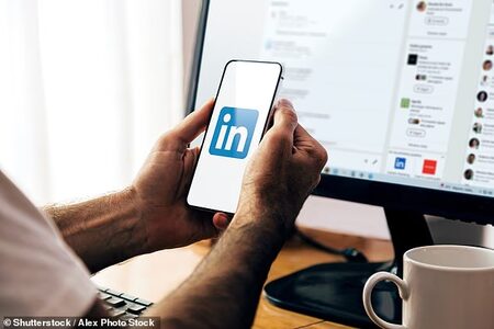 Перевод с корпоративного: новый ИИ-инструмент расшифровывает язык LinkedIn