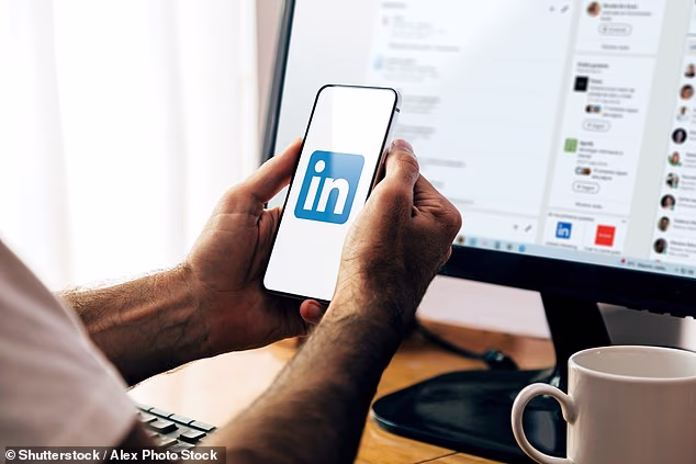 Перевод с корпоративного: новый ИИ-инструмент расшифровывает язык LinkedIn