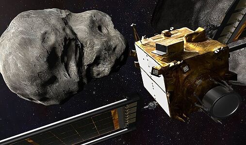 Космический бильярд: как удар по маленькому спутнику сдвинул с места целый астероид