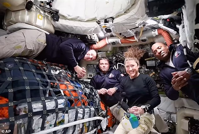 «Без камер миссия нереальна»: как инженеры NASA чуть не лишили мир зрелища возвращения на Луну