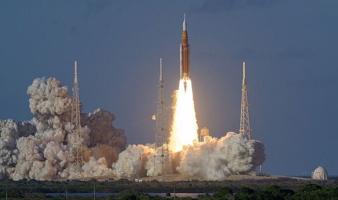 «Точка невозврата»: Artemis II отправилась к Луне — туалет починили, история началась