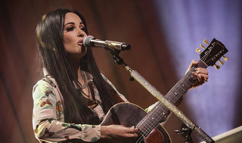«Они двигались не как обычные аппараты»: певица Kacey Musgraves заметила НЛО во время полёта в Нэшвилл