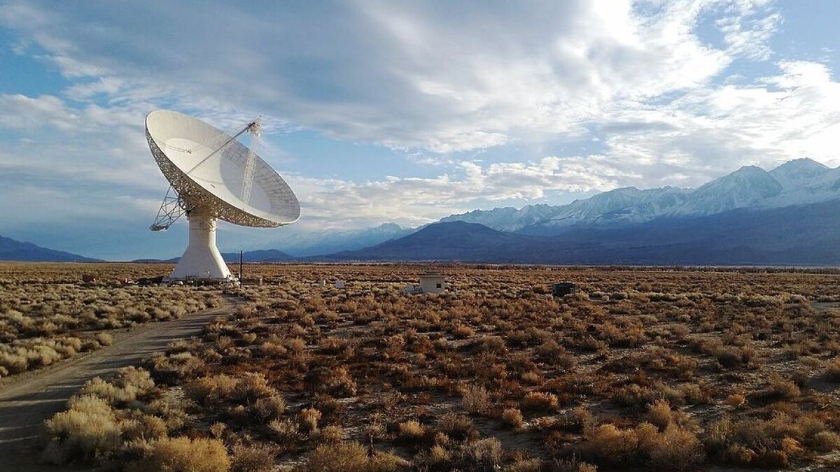 За пределами «водопоя»: SETI переключается на миллиметровый диапазон — возможно, сигнал пришельцев уже записан, но мы его не заметили
