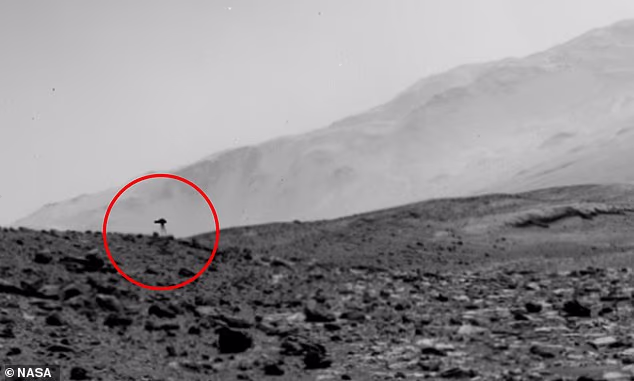 «Медуза» или помехи: что Curiosity снял на Марсе и почему кадр снова стал вирусным
